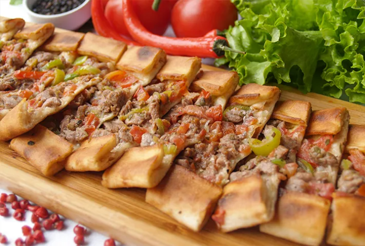 Yarım Kuşbaşılı Pide